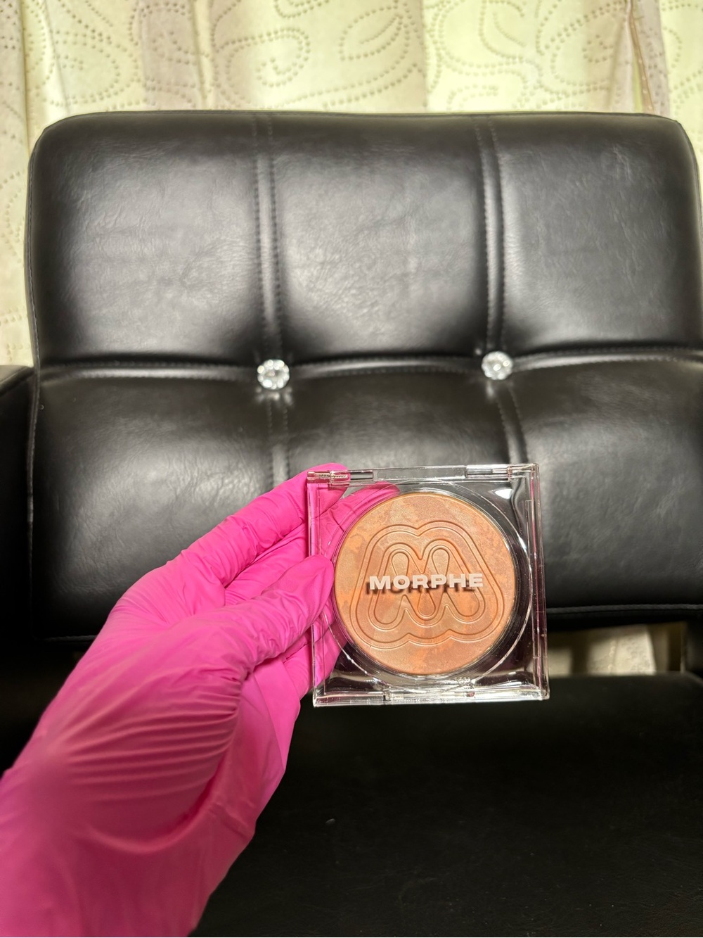Morphe Cloudlight Soft Glow Veil Finishing Powder - Golden Hour